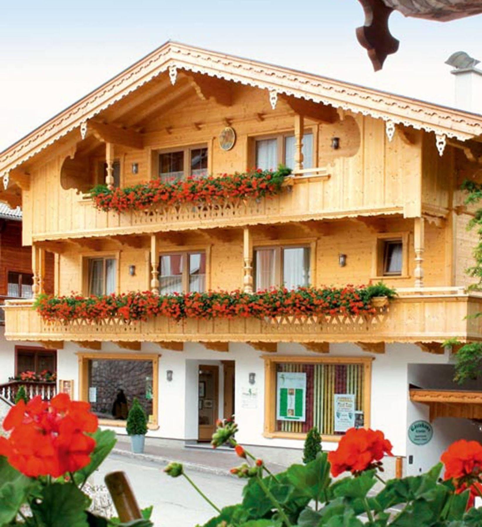 Das Gaestehaus Schneider Am Dorfplatz Alpbach Exteriör bild